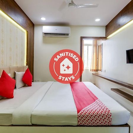 Oyo 16733 Hotel Sunshine Indore Buitenkant foto